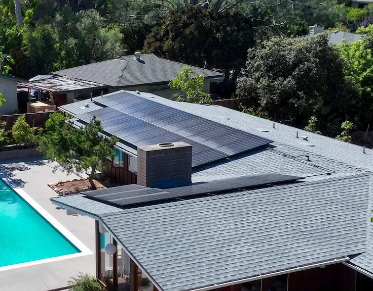 Maxeon solar install in San Diego