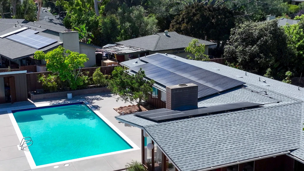 Maxeon solar install in San Diego